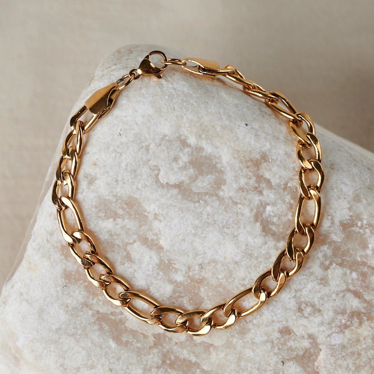 Figaro Chain Bracelet | 18k Gold Plated