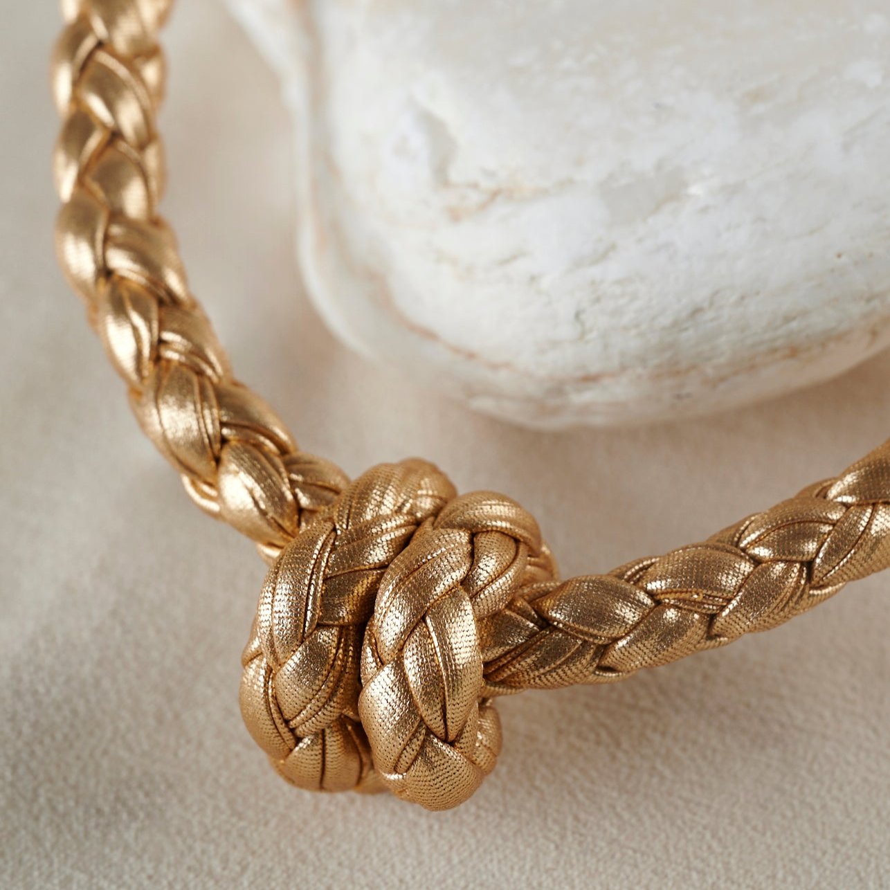 Knot Pendant Necklace | Gold