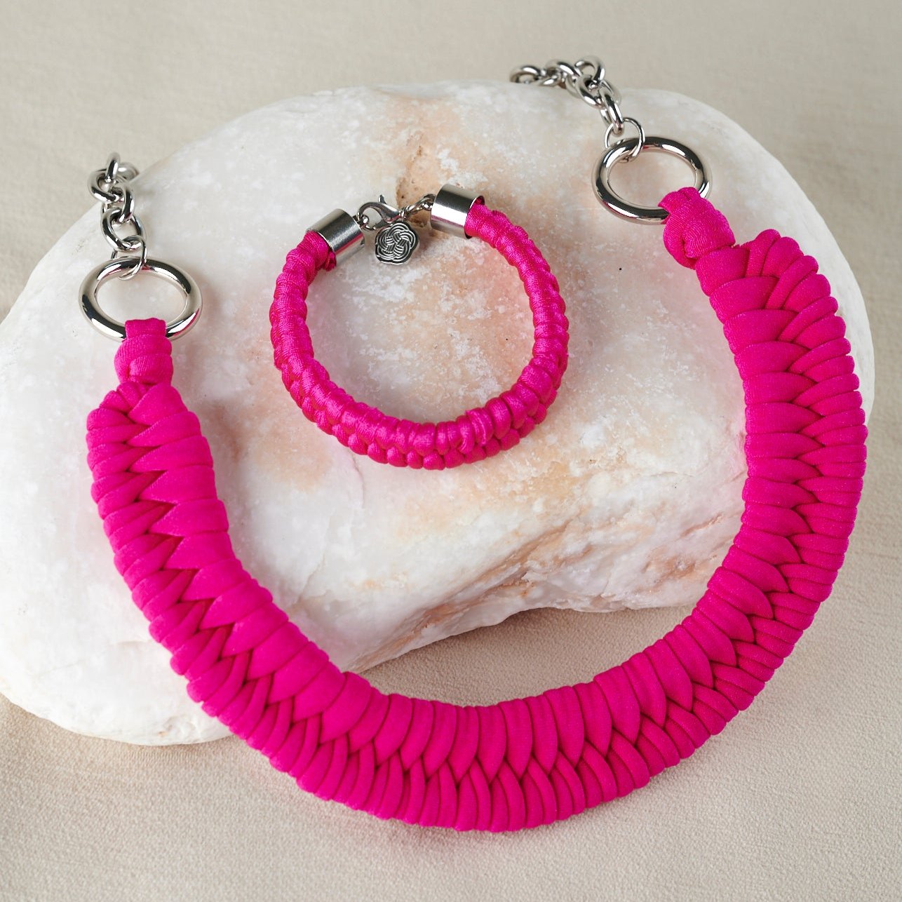 Maxine Statement Necklace | Fuchsia